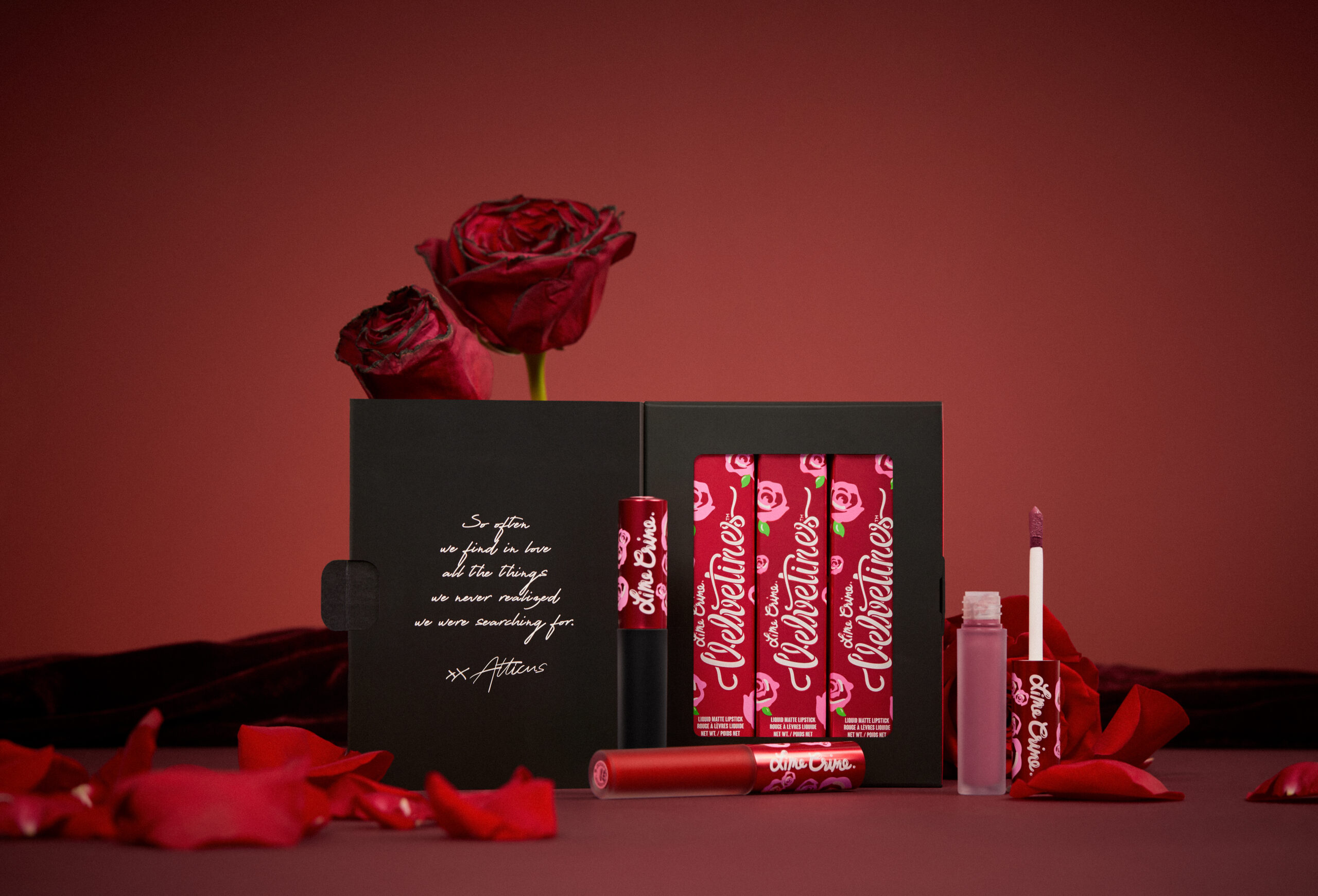 LC_ATTICUS_VELVETINESTRIO_StylizedProduct_2
