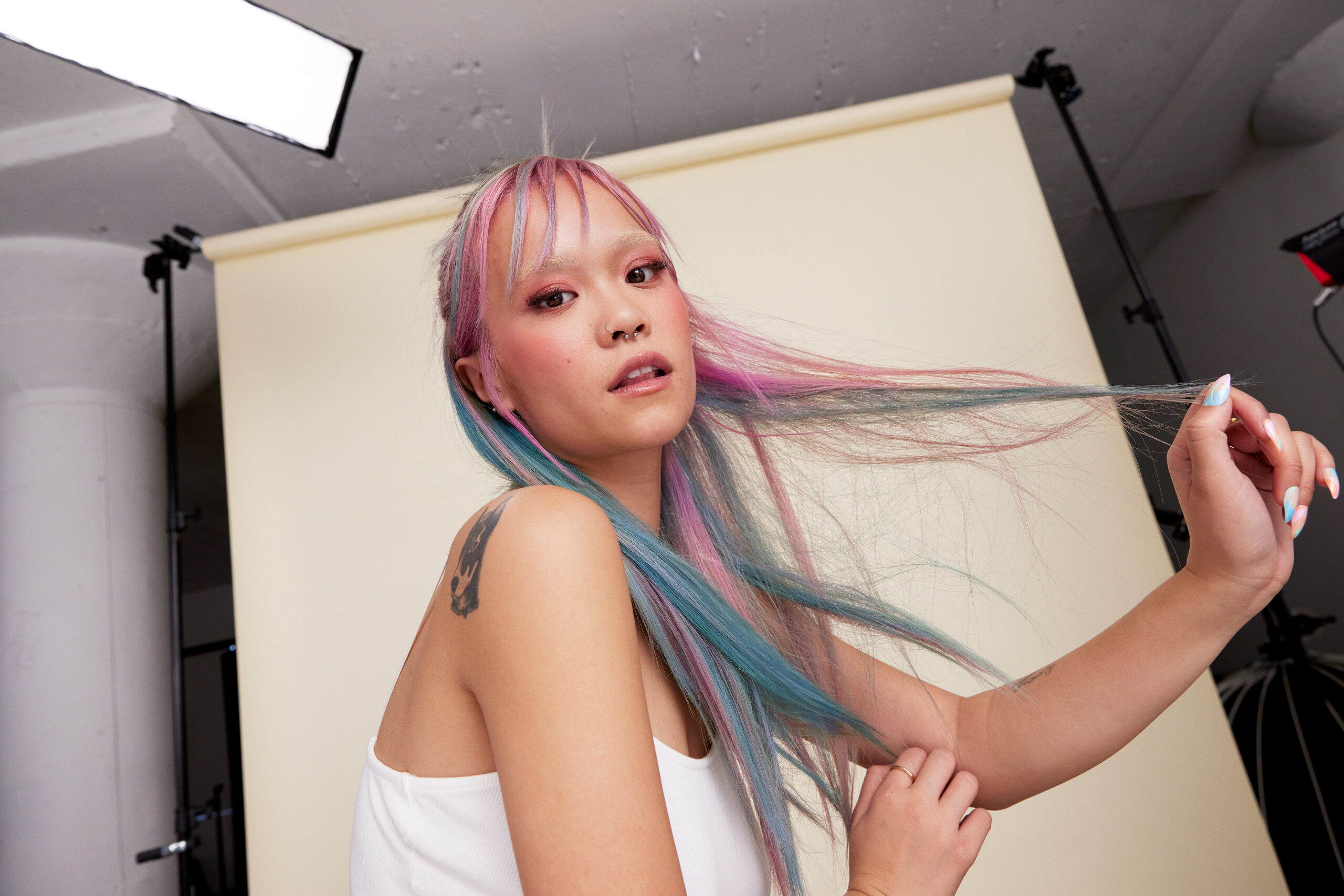 LC_UH_Pastels_Model_Jyra_1_lr